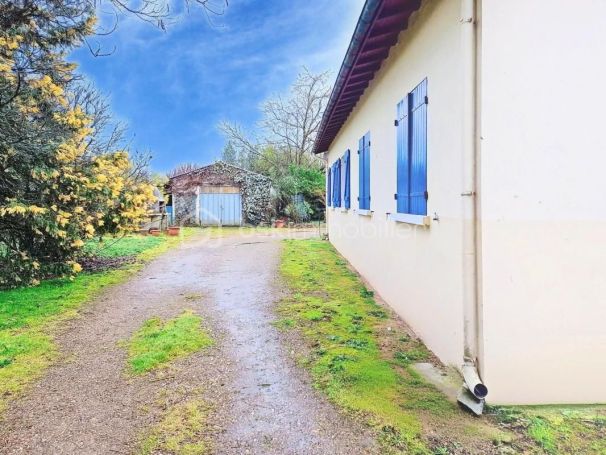A vendre Plain-pied au c?ur de la nature, SANS VIS A VIS, accÃ¨s Dordogne 33890 Pessac Sur Dordogne