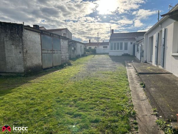 A vendre Ensemble immobilier Ã  rÃ©nover 85460 L Aiguillon La Presqu Ile