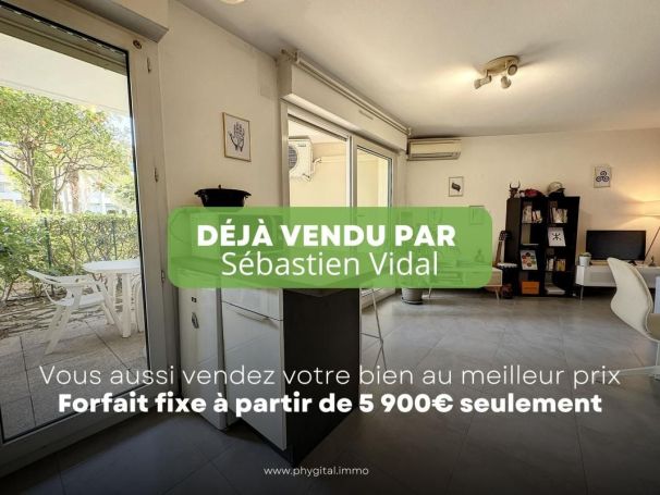 A louer STUDIO  29 M2 TERRASSE BORD DE MER ANTIBES