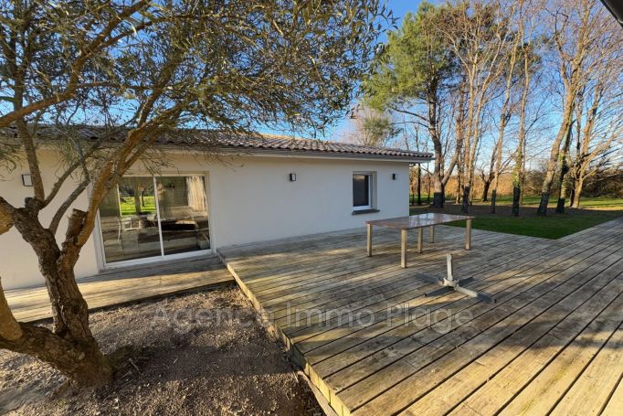 A vendre MAISON  6 PIECES 150 M2 BORD DE MER LE VERDON SUR MER