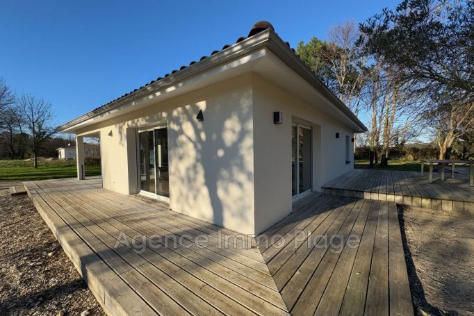 A vendre MAISON  6 PIECES 150 M2 BORD DE MER LE VERDON SUR MER