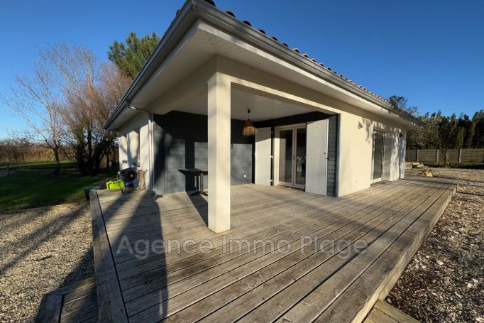 A vendre MAISON  6 PIECES 150 M2 BORD DE MER LE VERDON SUR MER