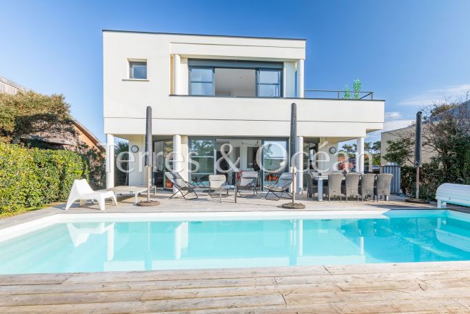 A vendre MAISON  D'ARCHITECTE BORD DE MER CAPBRETON