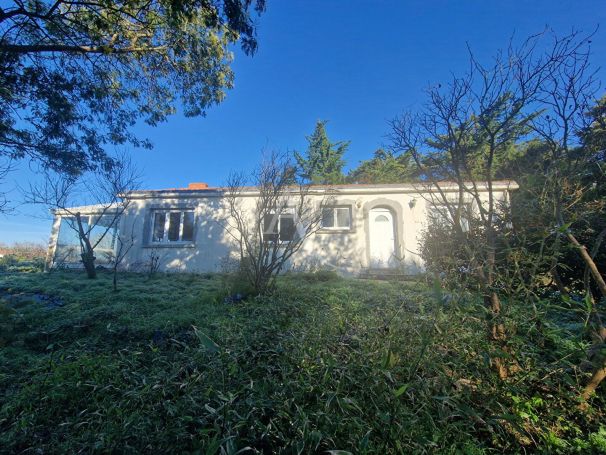 A vendre MAISON  4 PIECES 111 M2 BORD DE MER TALMONT SAINT HILAIRE