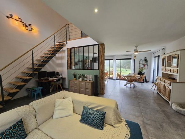 A vendre MAISON  4 PIECES 123 M2 BORD DE MER SAINT JEAN DE MONTS