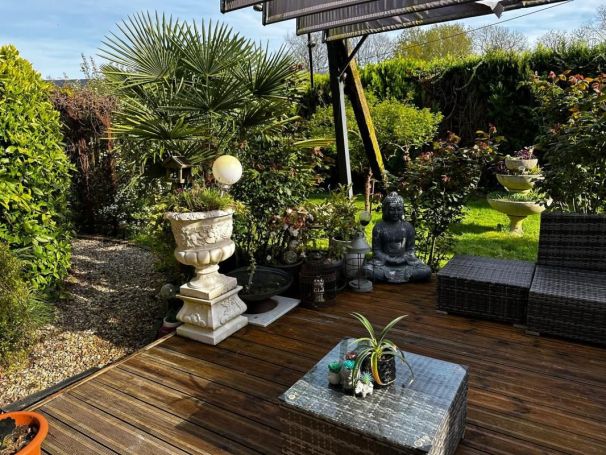 A vendre MAISON  CONTEMPORAINE  ANGIENS