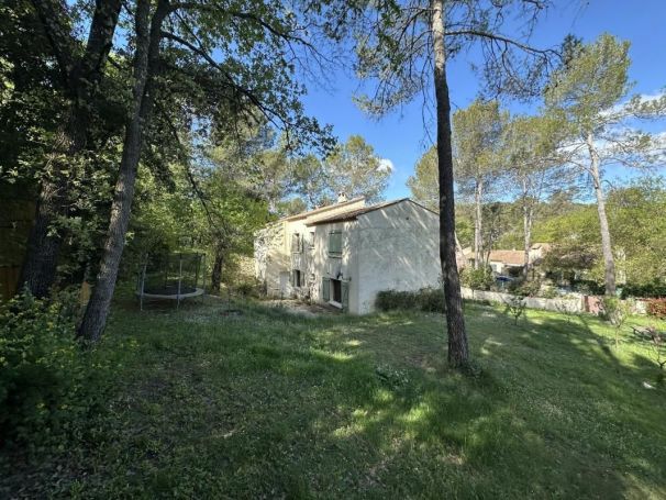 A louer MAISON  5 PIECES 128 M2  SAINT CLEMENT DE RIVIERE