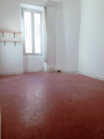 A vendre APPARTEMENT T2 48 M2 TERRASSE BORD DE MER TOULON