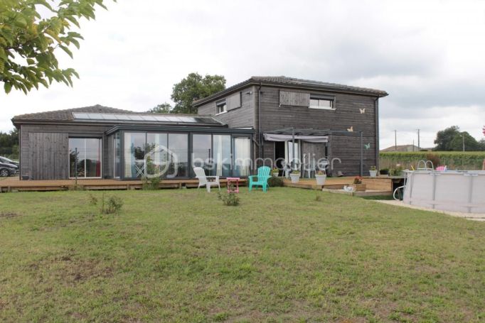 A louer GîTE  LORIGNAC
