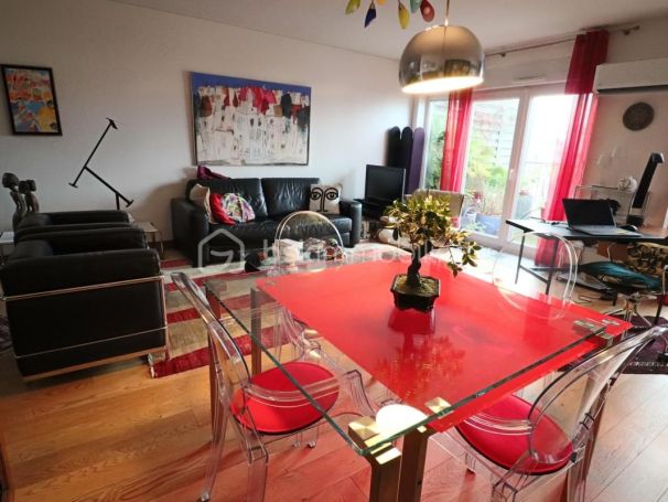 A louer APPARTEMENT DUPLEX T4 97 M2 TERRASSE BORD DE MER SAINT NAZAIRE