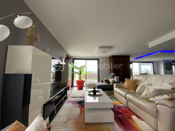 A louer MAISON  CONTEMPORAINE BORD DE MER LA REDORTE