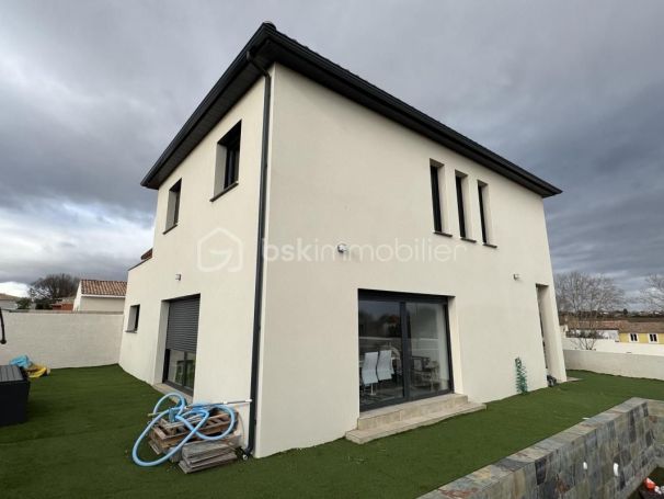 A louer MAISON  5 PIECES 120 M2  VALROS