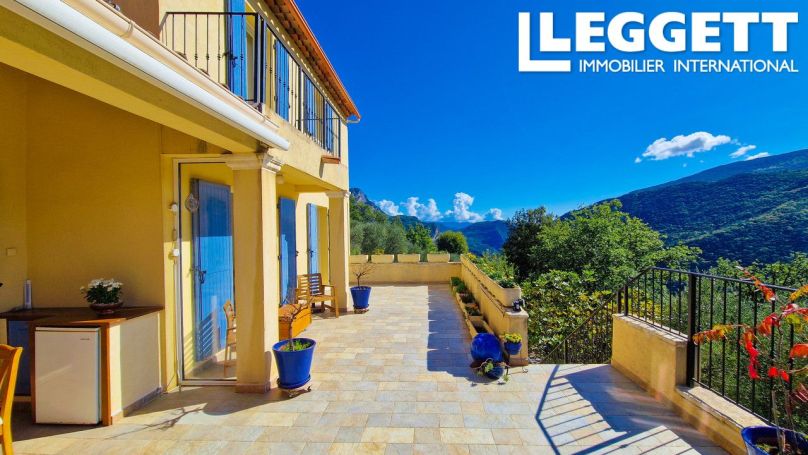 A louer MAISON  5 PIECES 137 M2  PIERREFEU
