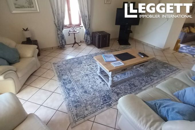A vendre Charmante Maison Familiale 6 PIECES Le Champ Saint Pere