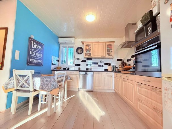 A vendre Appartement T2 35 m² dernier etage La Crau