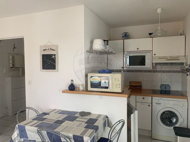 A vendre APPARTEMENT T2 31 M2 TERRASSE BORD DE MER VAU