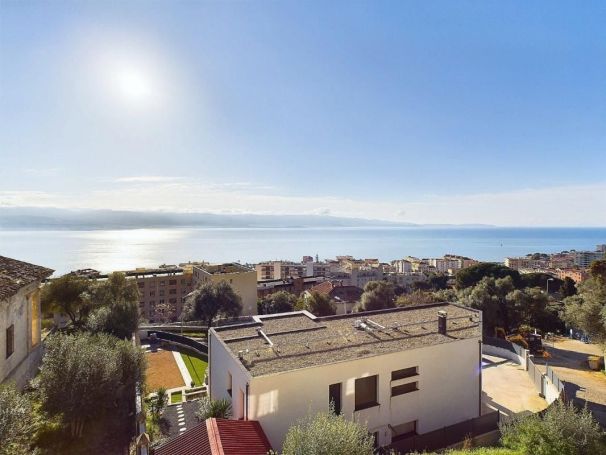 A louer APPARTEMENT T2 30 M2 VUE MER AJACCIO