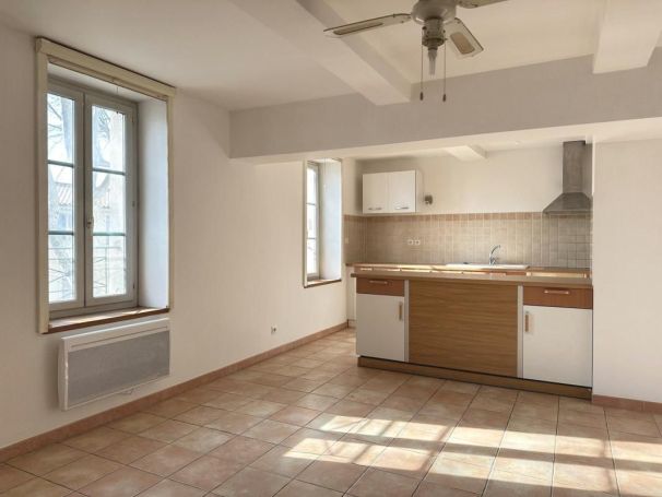 A louer APPARTEMENT T5 112 M2 BORD DE MER NARBONNE