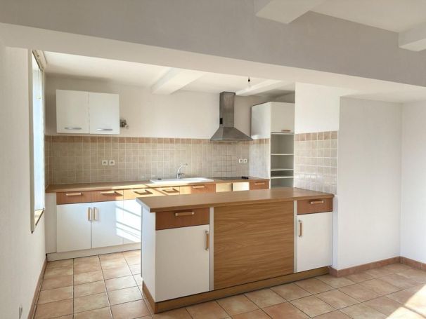 A louer APPARTEMENT T5 112 M2 BORD DE MER NARBONNE