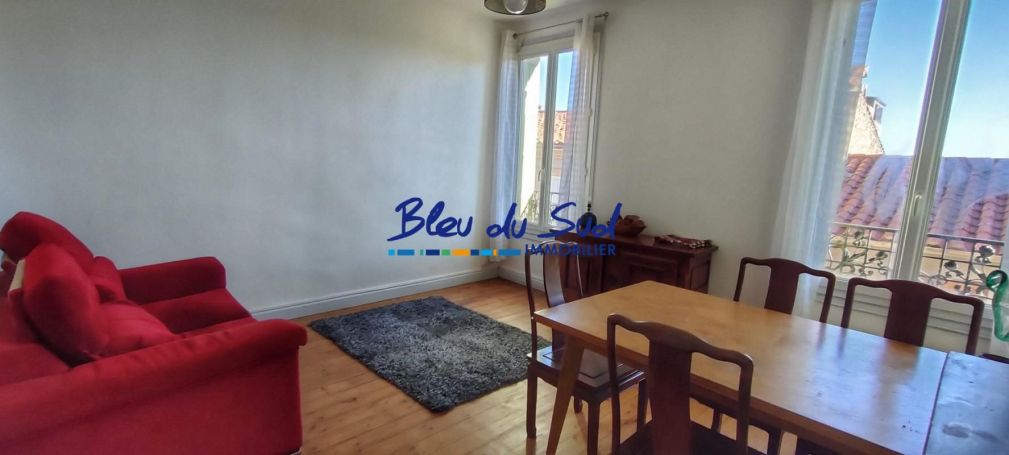 A louer APPARTEMENT T3 59 M2  PRADES