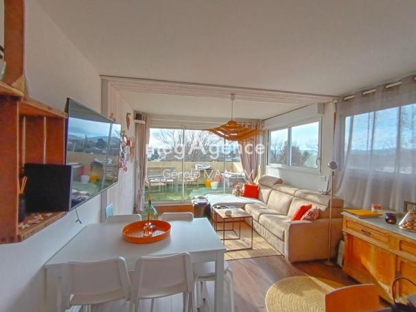 A louer APPARTEMENT T2 48 M2 TERRASSE BORD DE MER GRIMAUD