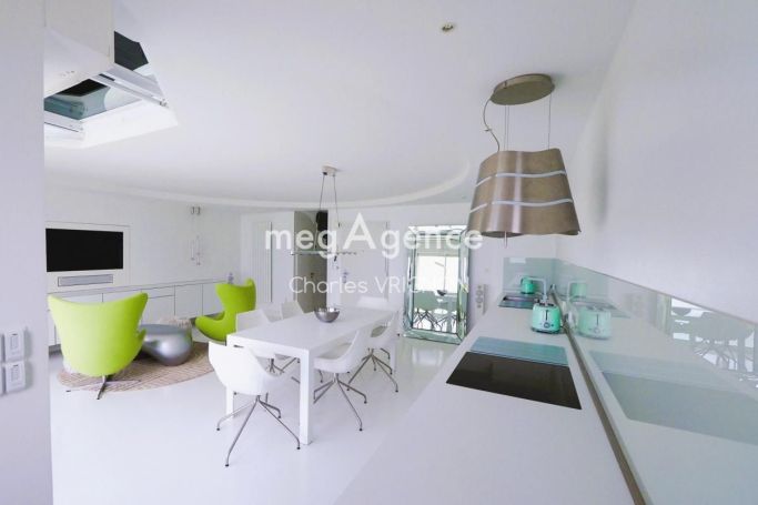 A louer APPARTEMENT DUPLEX T4 107 M2 TERRASSE VUE MER LES SABLES D OLONNE