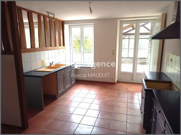 A vendre MAISON EN PIERRES DE 148MÂ² TRUTTEMER LE GRAND 14500 14500 Vire Normandie