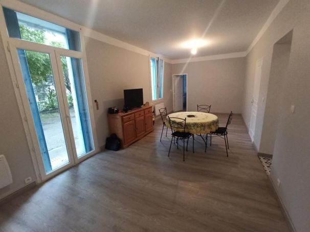 A louer APPARTEMENT T2 65 M2  LAMALOU LES BAINS