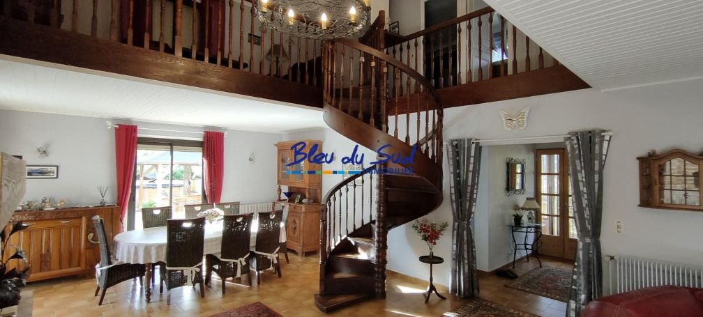 A louer MAISON  8 PIECES 190 M2  VERNET LES BAINS