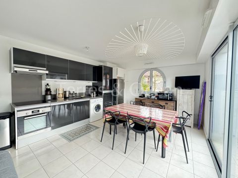 A louer APPARTEMENT T3 56 M2 TERRASSE  SOORTS HOSSEGOR centre-ville