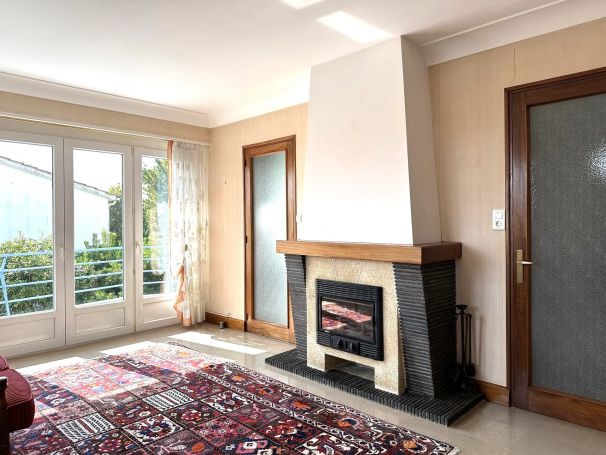 A vendre MAISON  6 PIECES 136 M2 BORD DE MER SAINT GILLES CROIX DE VIE