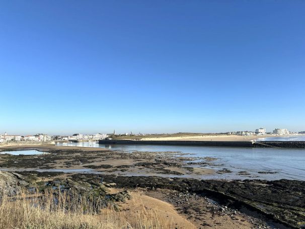 A vendre MAISON  6 PIECES 130 M2 BORD DE MER SAINT GILLES CROIX DE VIE
