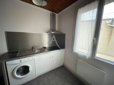 A vendre APPARTEMENT T3 53 M2 BORD DE MER JARD SUR MER