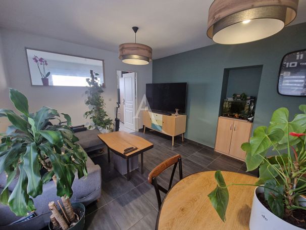 A vendre MAISON  3 PIECES 51 M2 BORD DE MER TALMONT SAINT HILAIRE