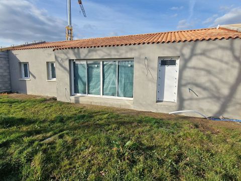 A vendre MAISON  5 PIECES 96 M2 BORD DE MER TALMONT SAINT HILAIRE
