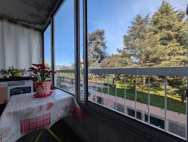 A louer STUDIO  32 M2 BORD DE MER CROS DE CAGNES