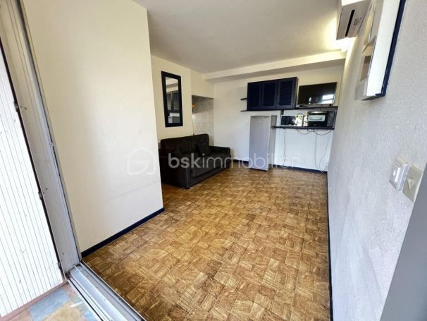 A vendre APPARTEMENT T2 24 M2 BORD DE MER CARNON