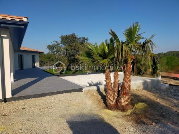 A louer MAISON  CONTEMPORAINE  NIMES