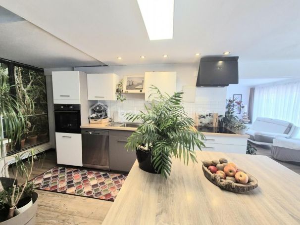 A louer APPARTEMENT DUPLEX T4 98 M2 BORD DE MER BOULOGNE SUR MER
