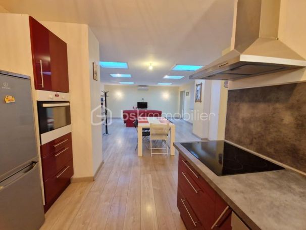 A louer APPARTEMENT T3 83 M2  BAGNOLS SUR CEZE