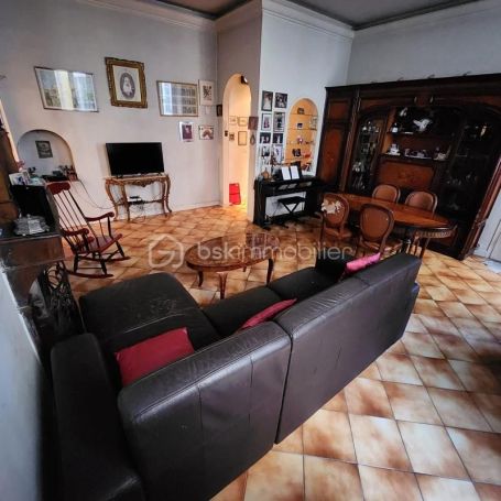 A louer APPARTEMENT T5 100 M2 BORD DE MER NICE