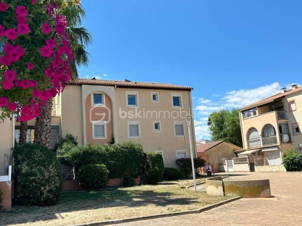 A vendre Jolis T2 48mÂ² + mezzanine et terrasse avec vue sur le port de CARNON 34 34130 Carnon Plage
