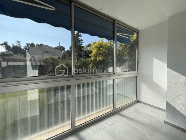 A louer APPARTEMENT T2 41 M2 BORD DE MER MANDELIEU LA NAPOULE