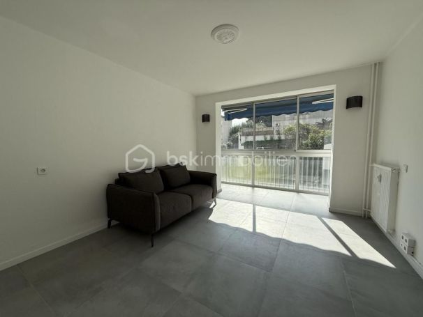 A louer APPARTEMENT T2 41 M2 BORD DE MER MANDELIEU LA NAPOULE