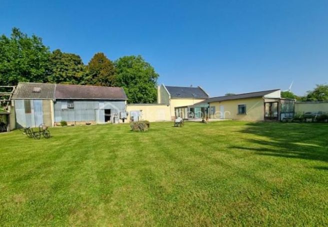 A louer LONGèRE  6 PIECES 155 M2  FLERS SUR NOYE