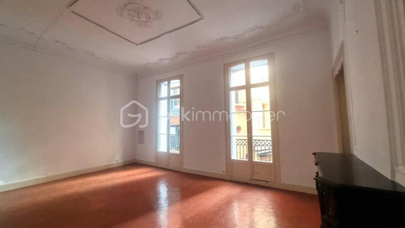 A louer APPARTEMENT T5 125 M2  PERPIGNAN