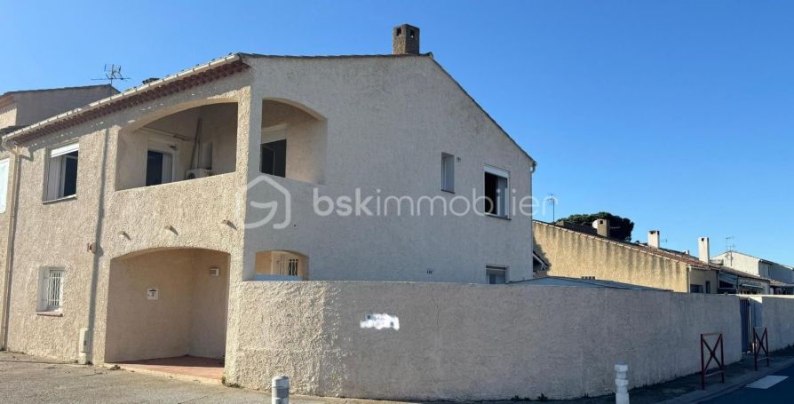 A louer MAISON  6 PIECES 150 M2  LIGNAN SUR ORB