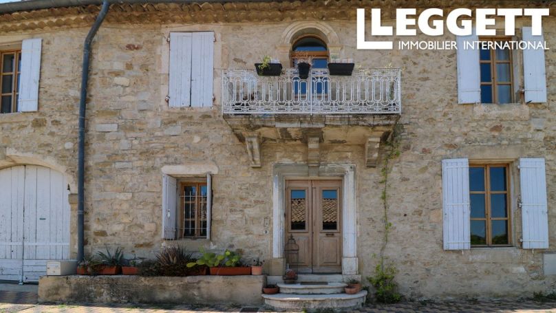 A louer MAISON  DE MAîTRE  UZES