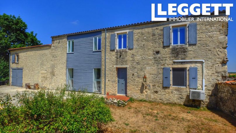 A louer MAISON  CONTEMPORAINE  VILLENEUVE LA COMTESSE