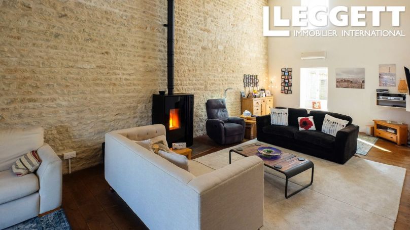 A louer MAISON  CONTEMPORAINE  VILLENEUVE LA COMTESSE